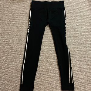 (no brand listed) sports leggings